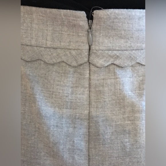 J Crew Gray Wool Scallop Waist Skirt Zipper In The Back  Sz 12 - Picture 5 of 8